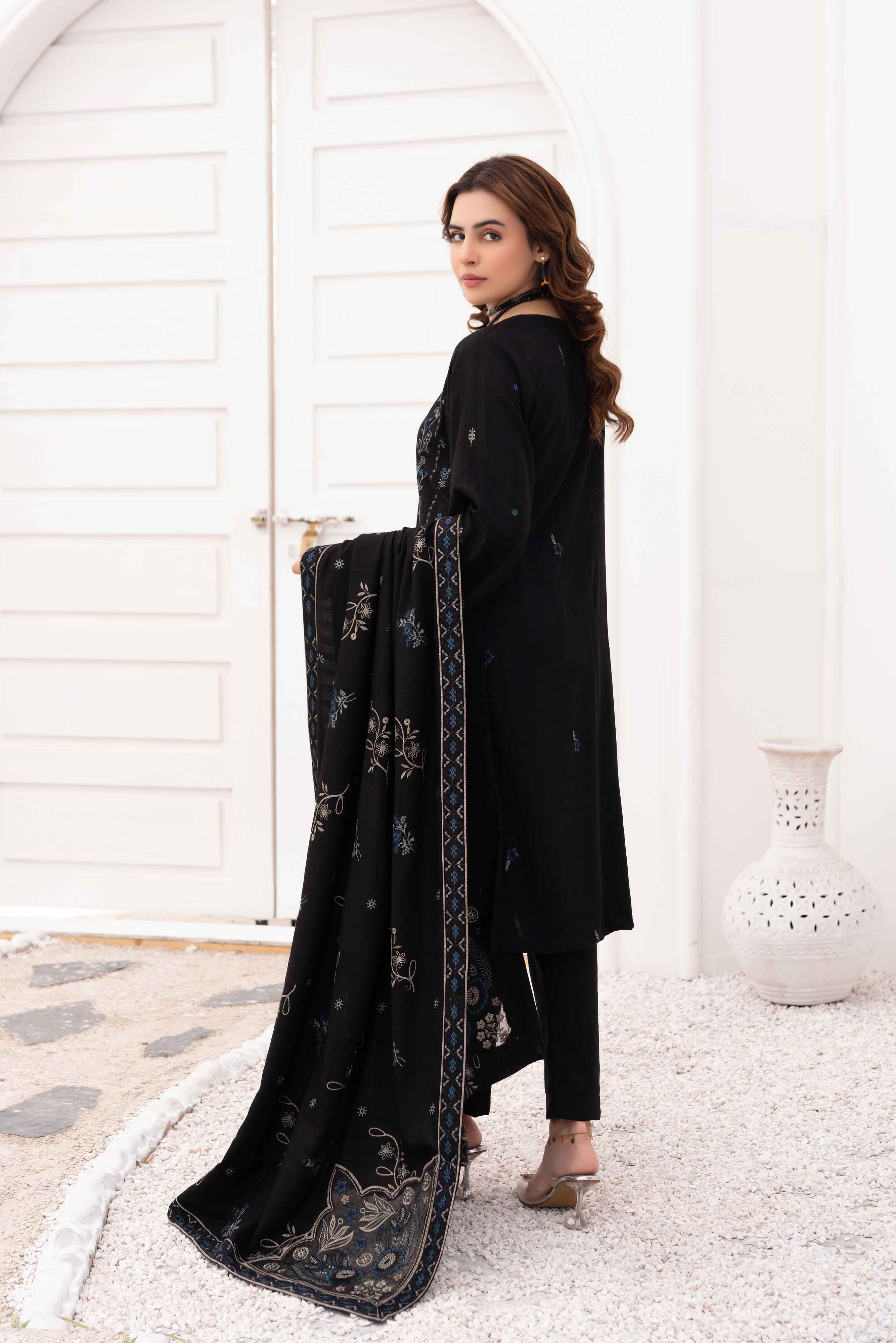 Luxury Black 3 pcs Embroidered Dhanak Dora Set