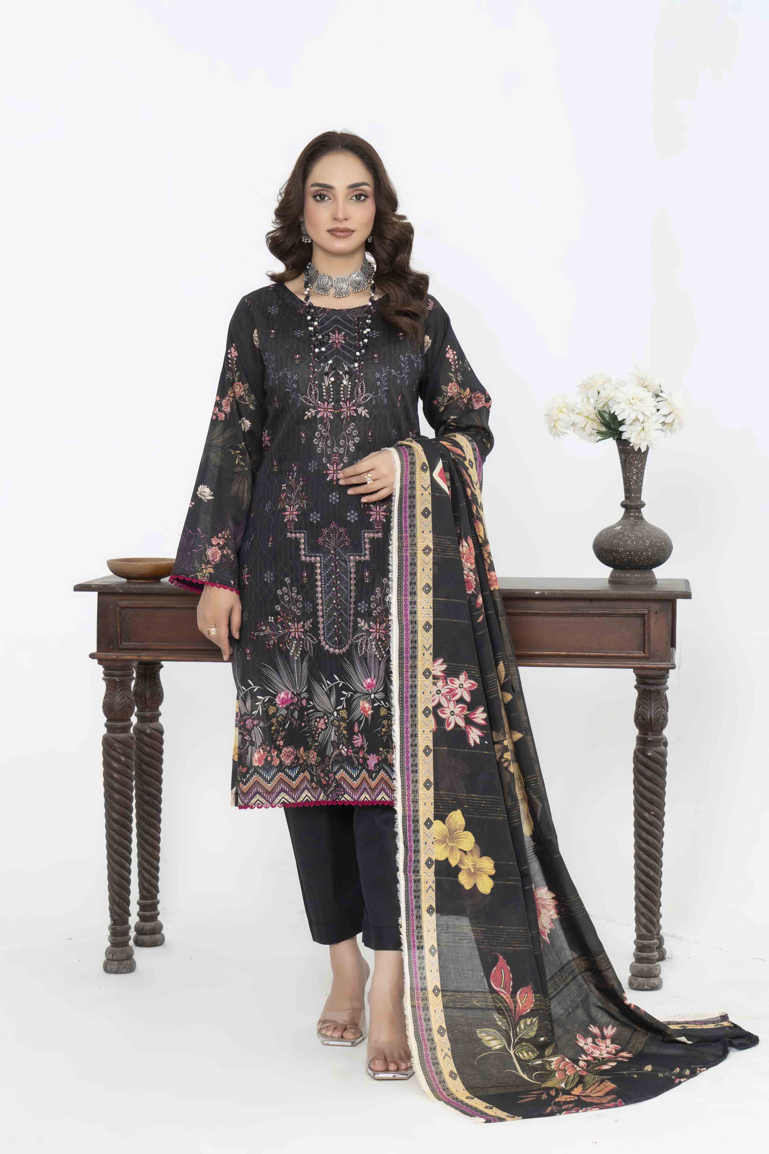 Luxury Black Printed Embroidered 3 Pcs Lawn Set