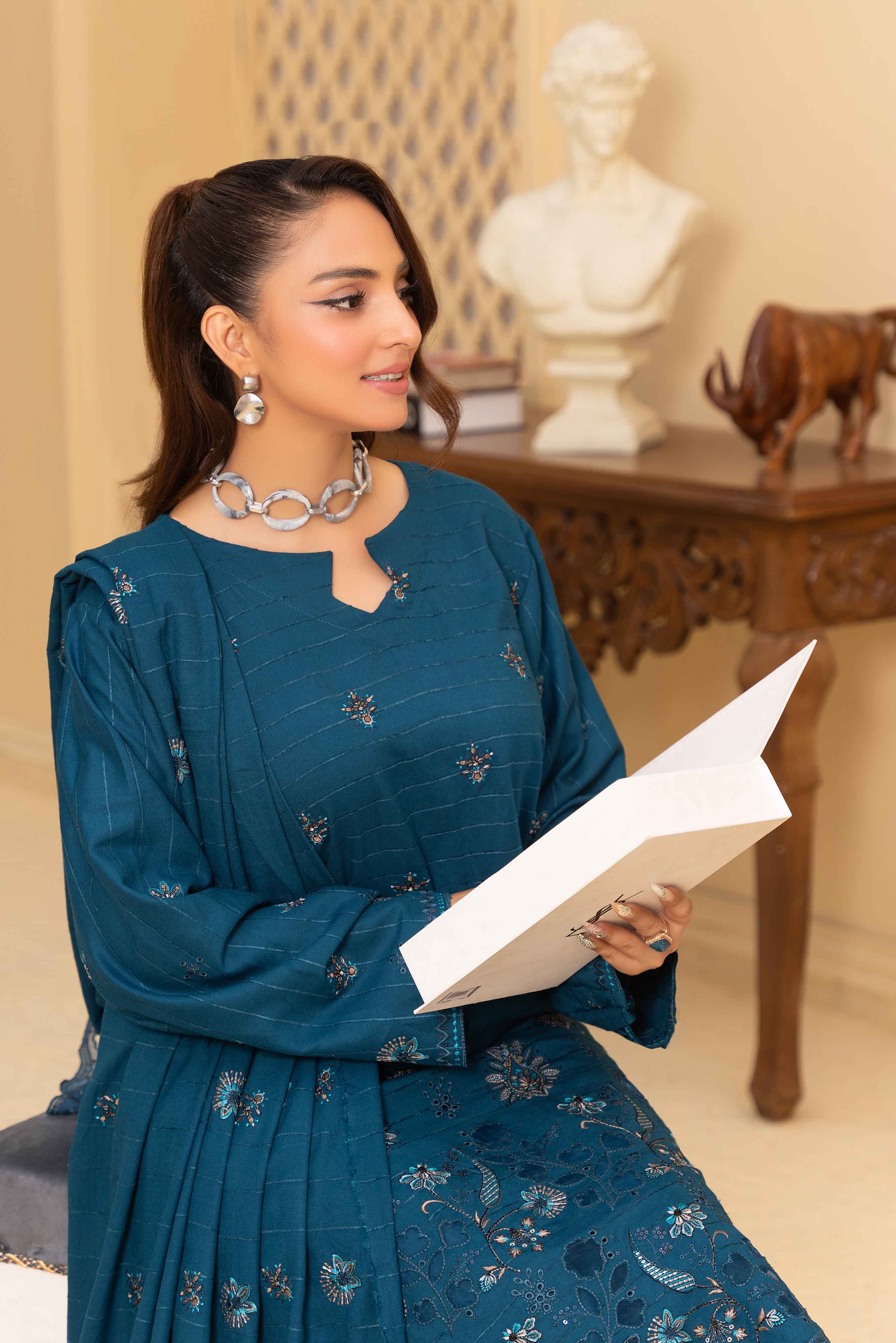 Luxury Blue 3 Pcs Dhanak Embroidered Applique suit