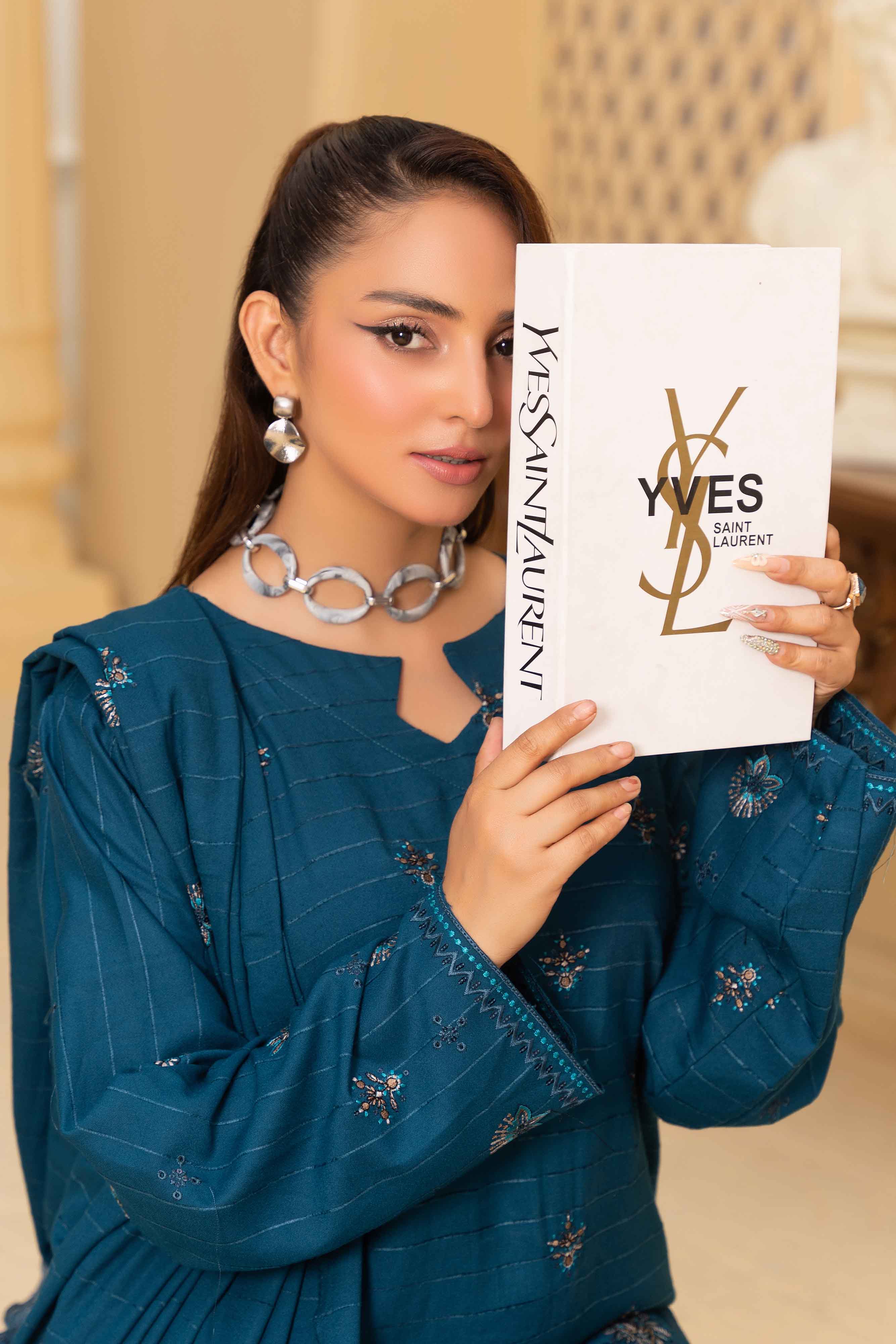 Luxury Blue 3 Pcs Dhanak Embroidered Applique suit