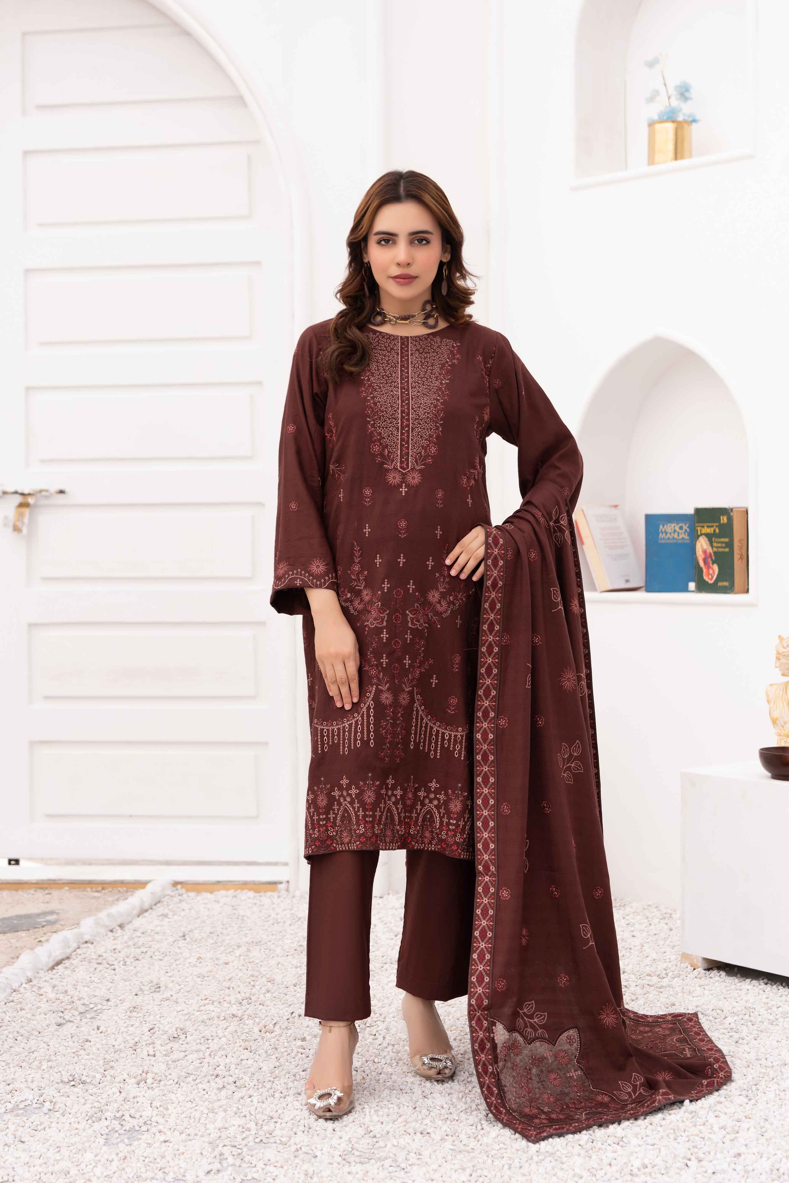 Luxury Brown 3 pcs Embroidered Dhanak Dora Set