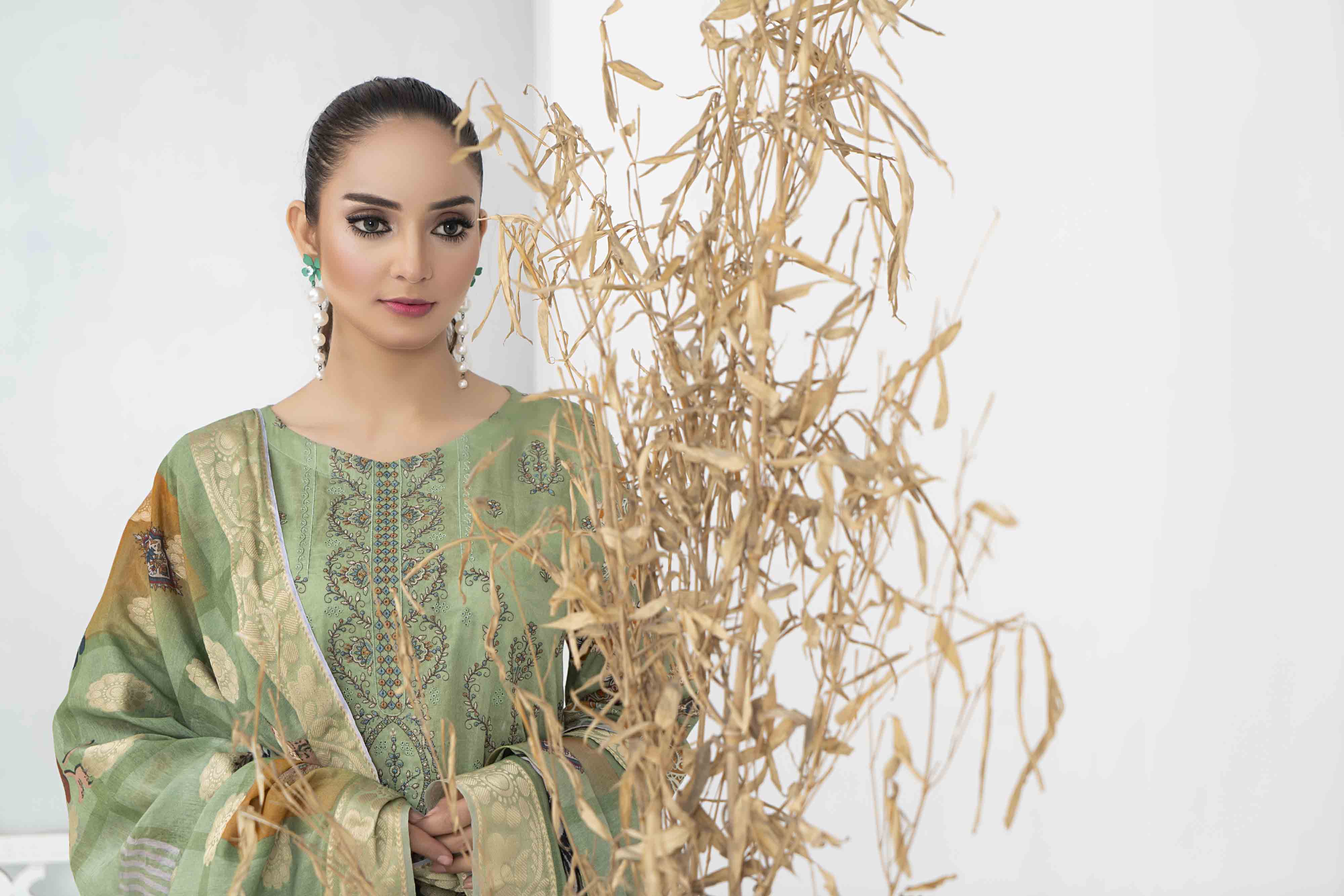 Luxury Pistachio Printed Embroidered 3 Pcs Lawn Set