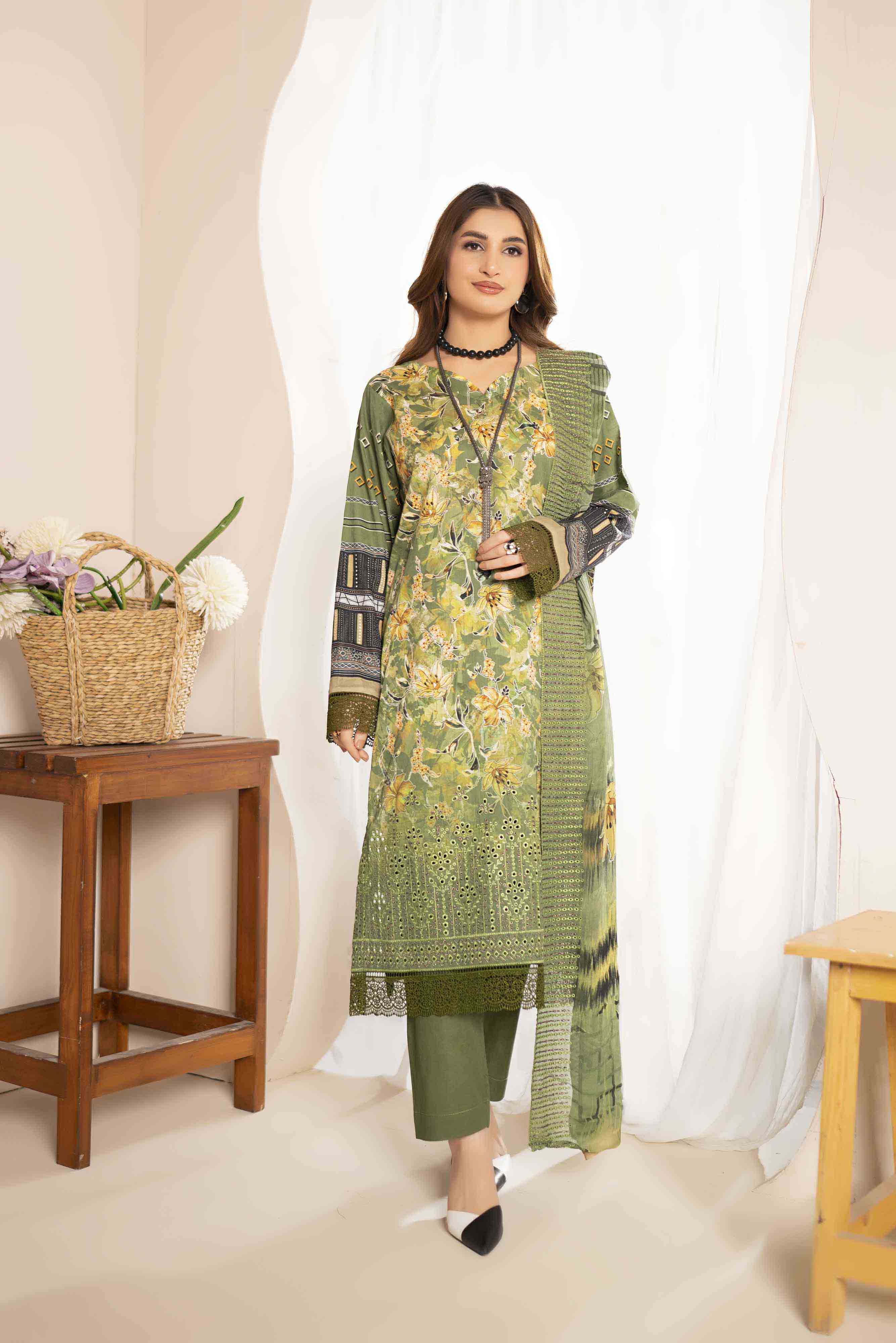 Luxury Green Embroidered Lawn Set