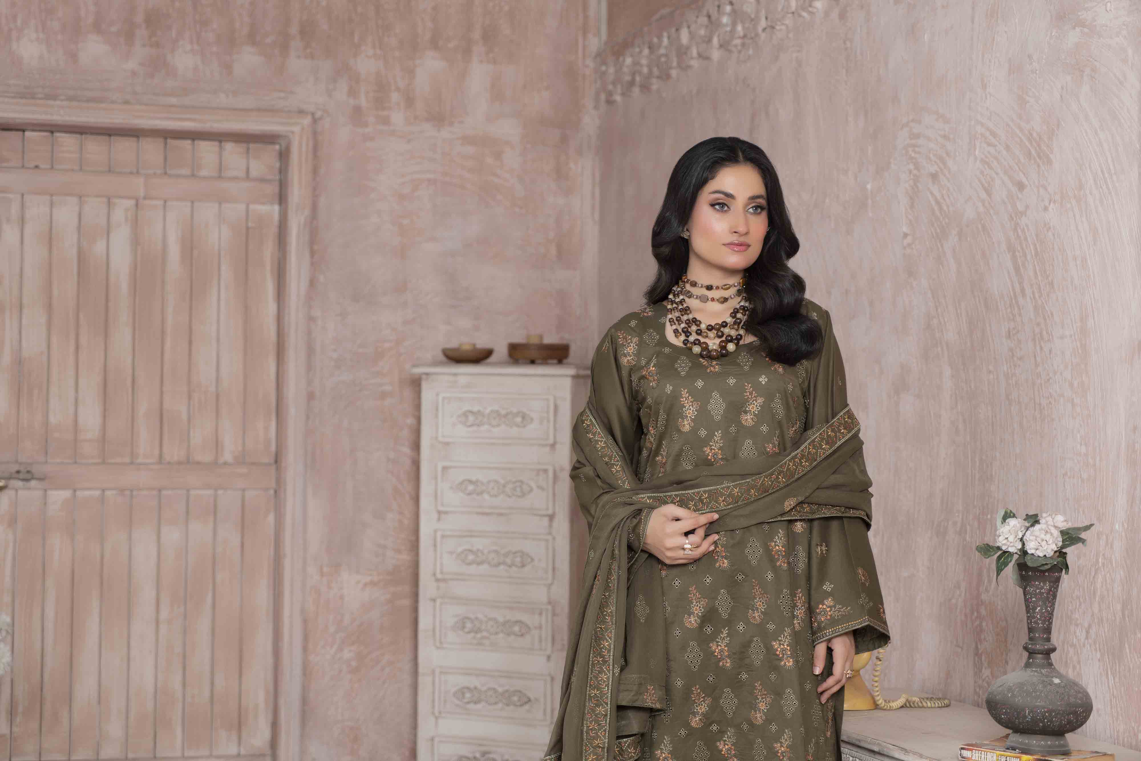 Luxury Olive Embroidered Lawn Set
