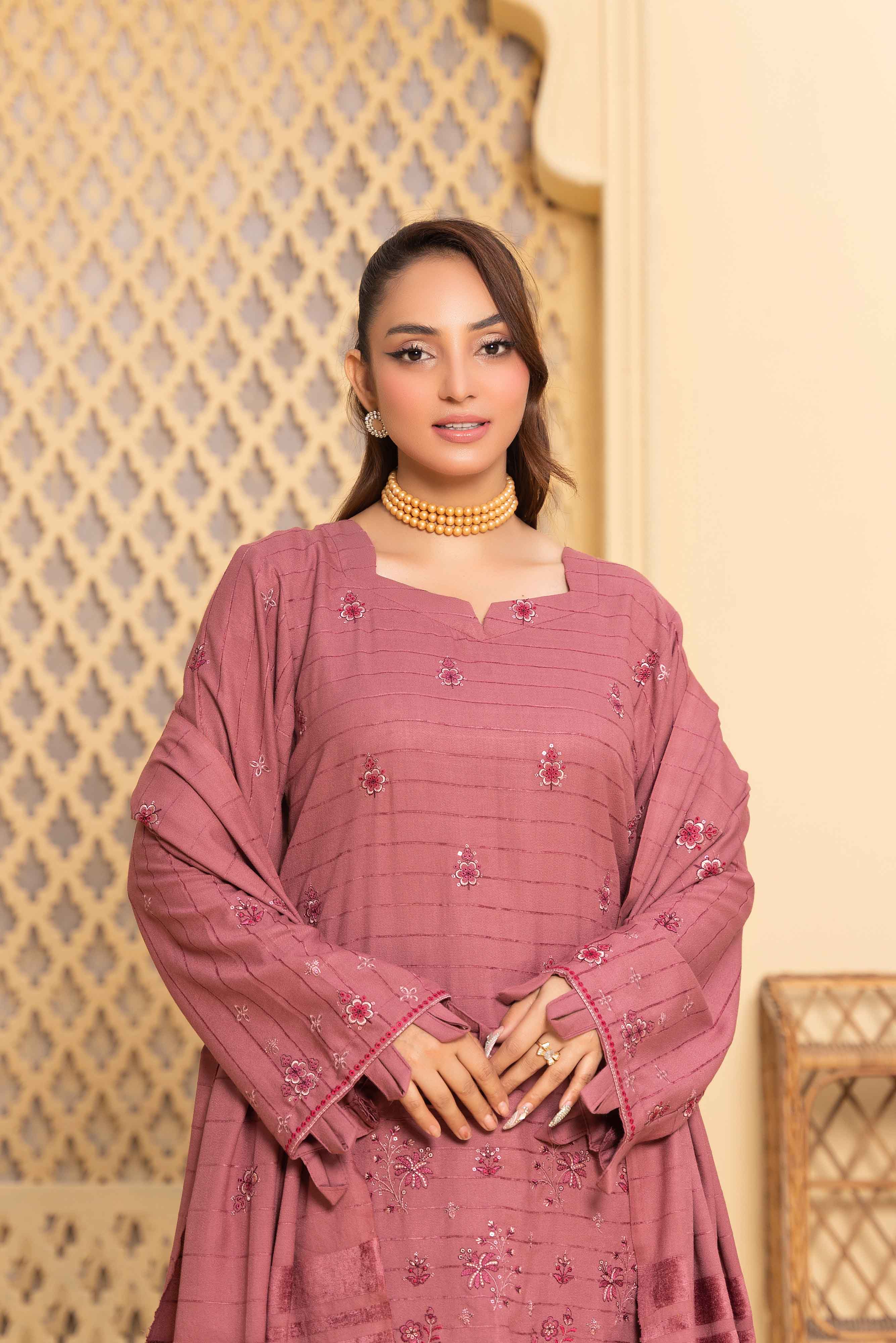 Luxury Pink 3 Pcs Dhanak Embroidered Applique suit
