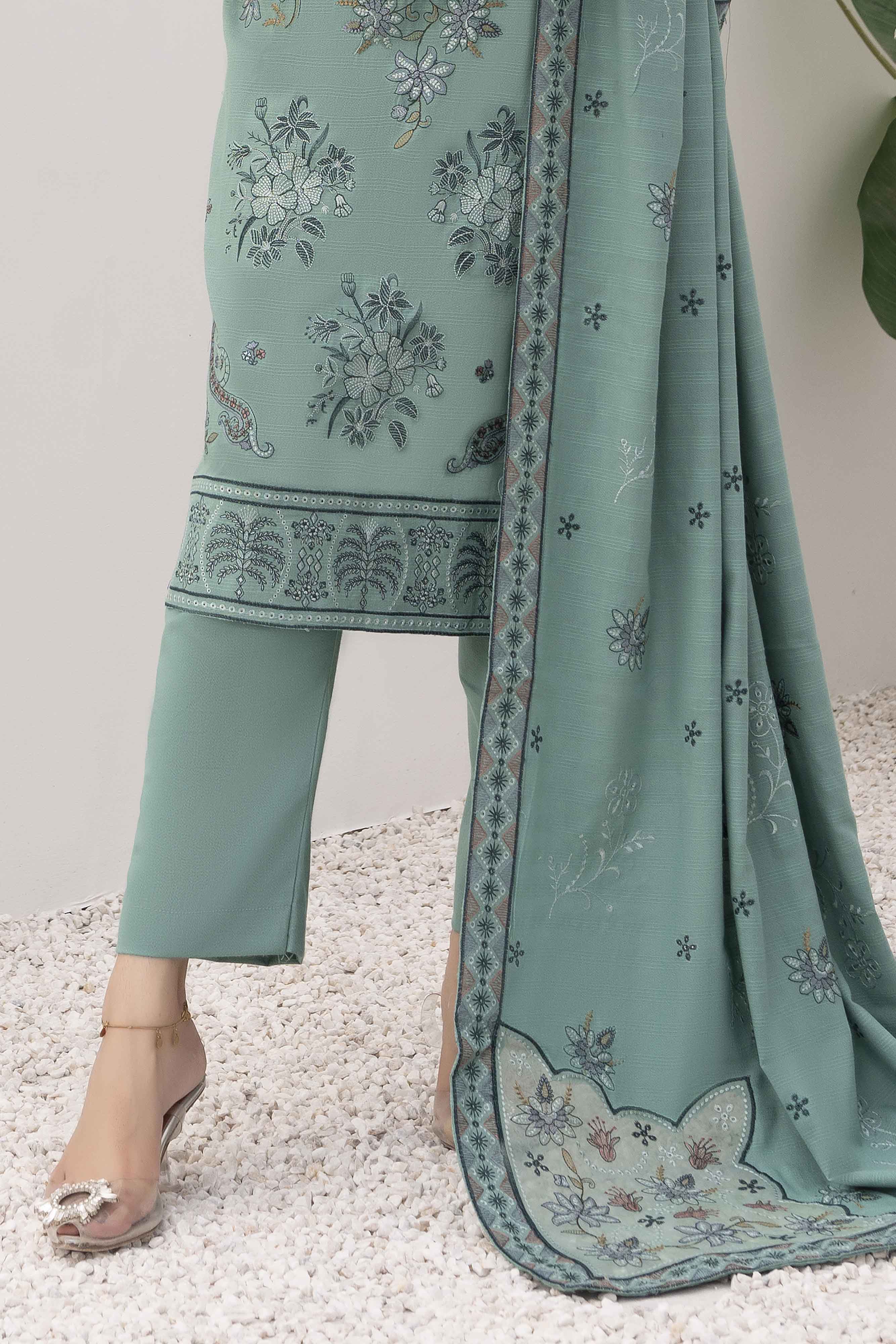 Luxury Pista 3 pcs Embroidered Dhanak Dora Set