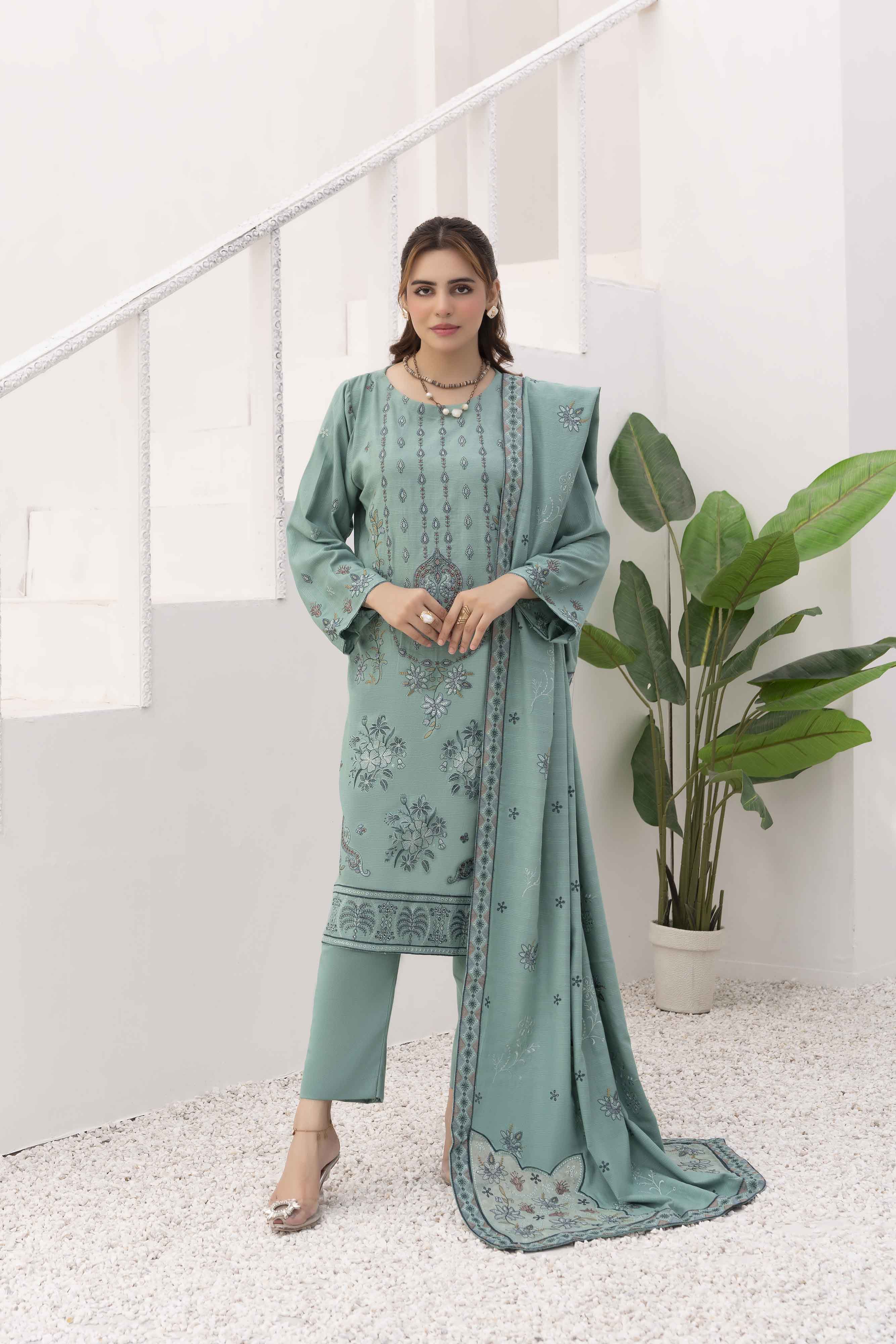 Luxury Pista 3 pcs Embroidered Dhanak Dora Set