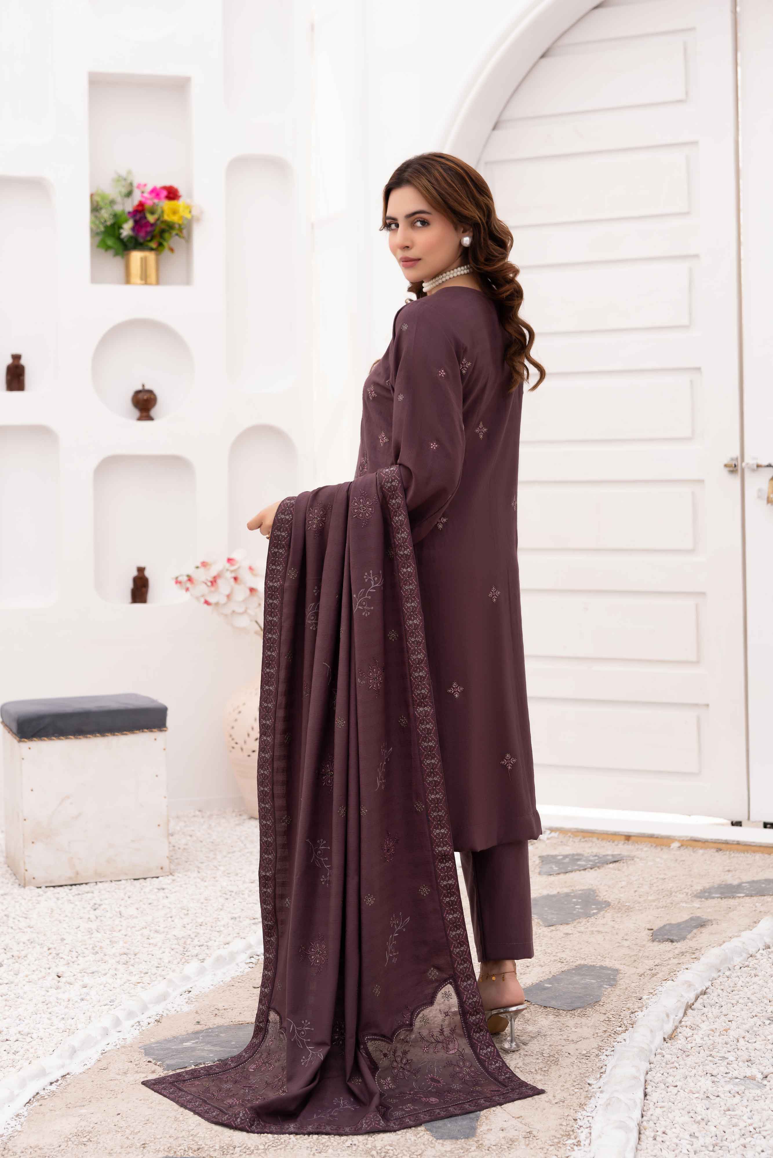 Luxury Plum 3 pcs Embroidered Dhanak Dora Set