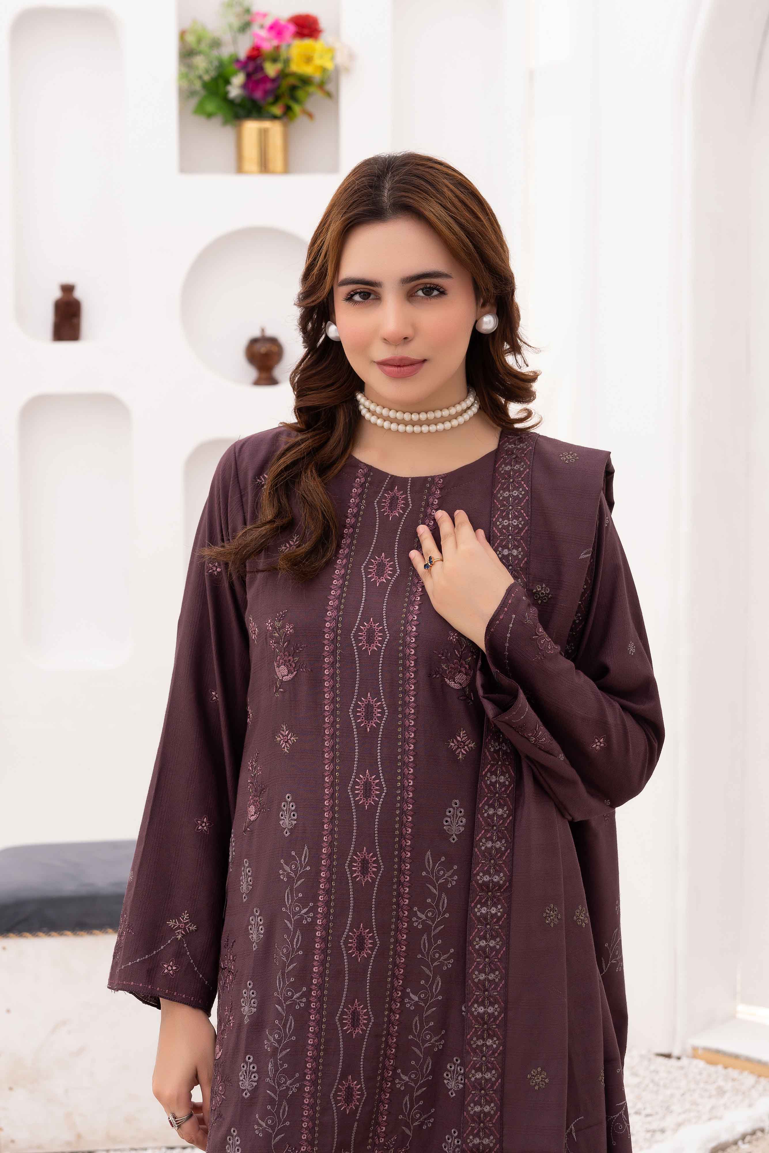 Luxury Plum 3 pcs Embroidered Dhanak Dora Set