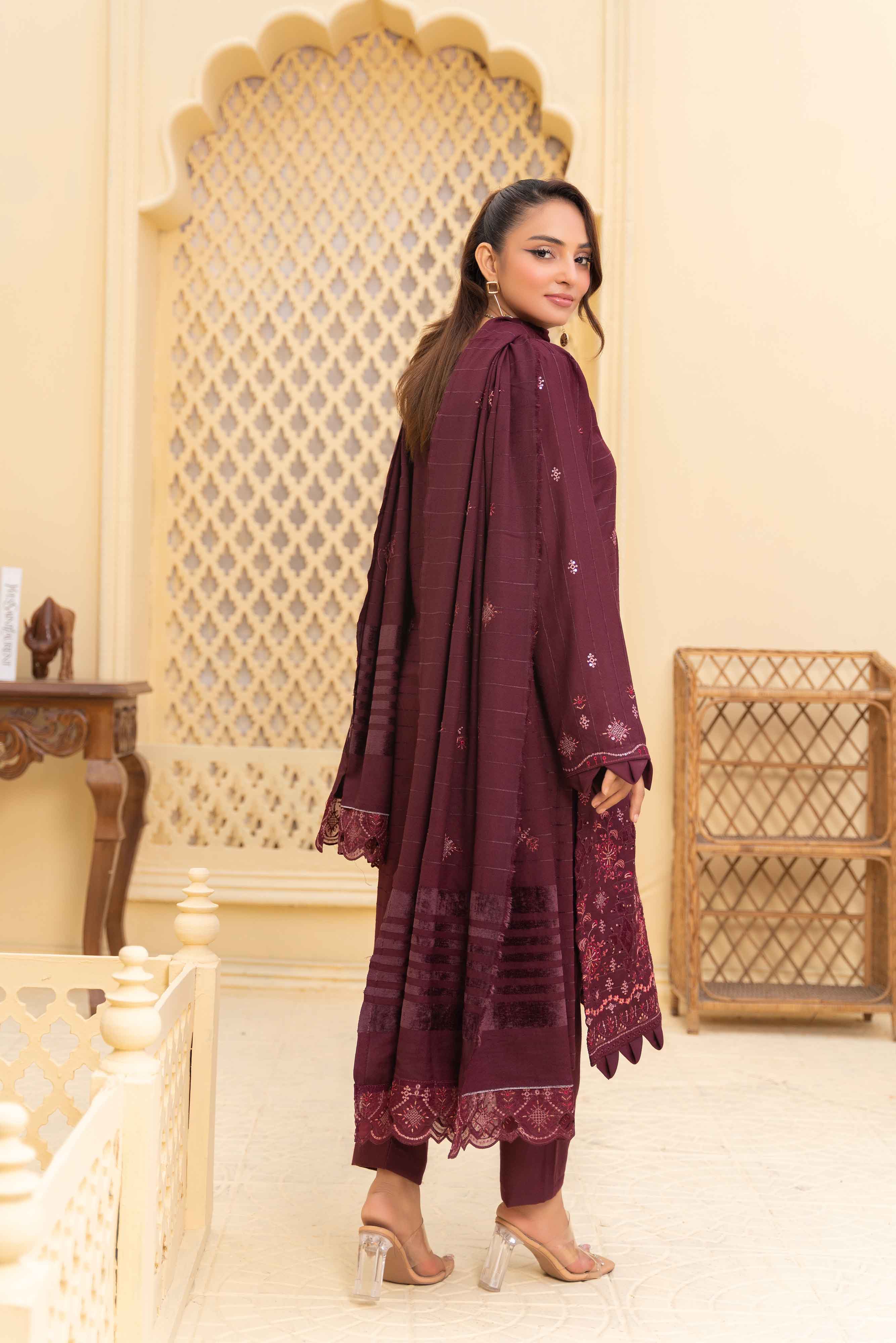 Luxury Plum 3 Pcs Dhanak Embroidered Applique suit