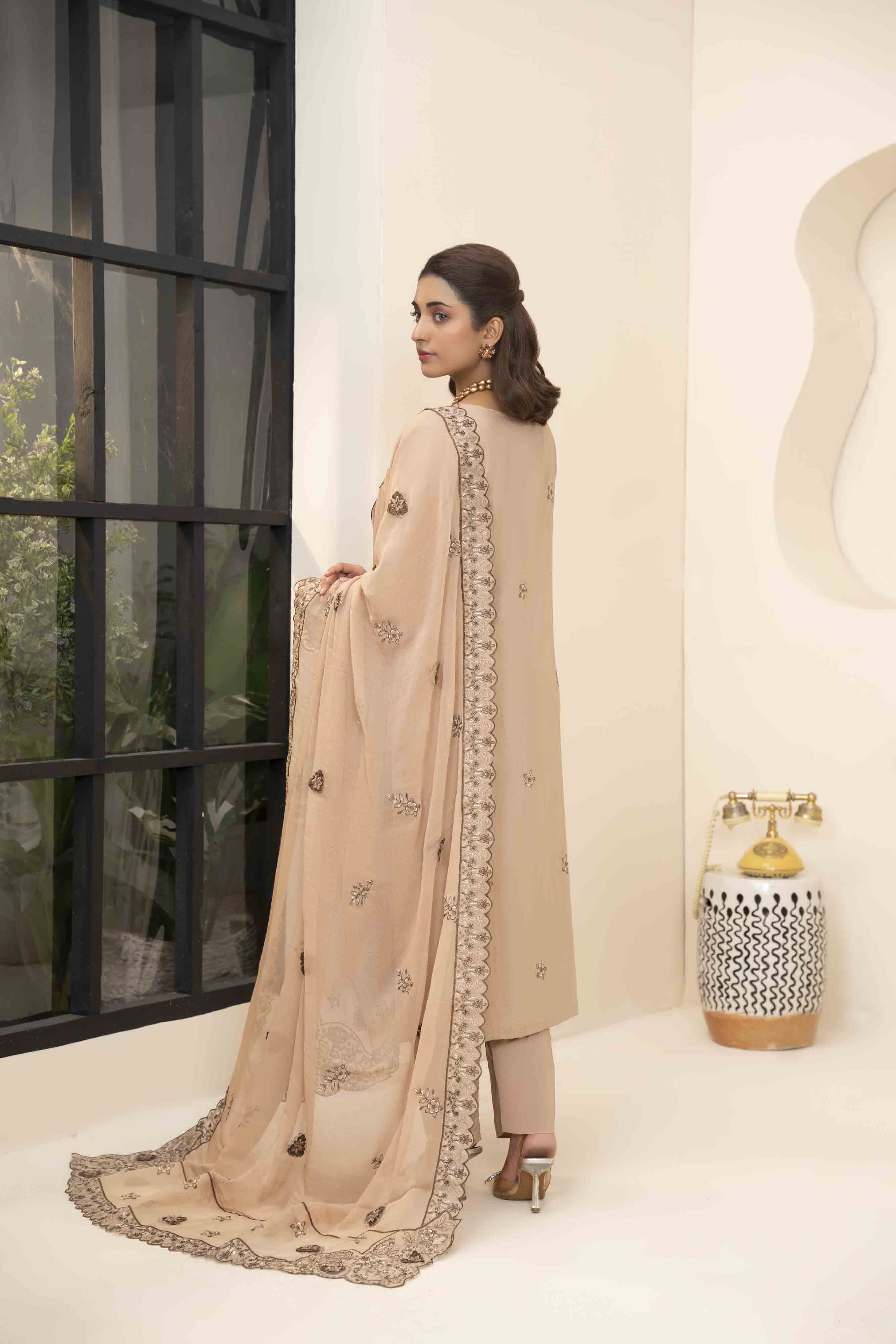 Luxury Skin 3 Pcs Embroidered Viscose Doria Suit