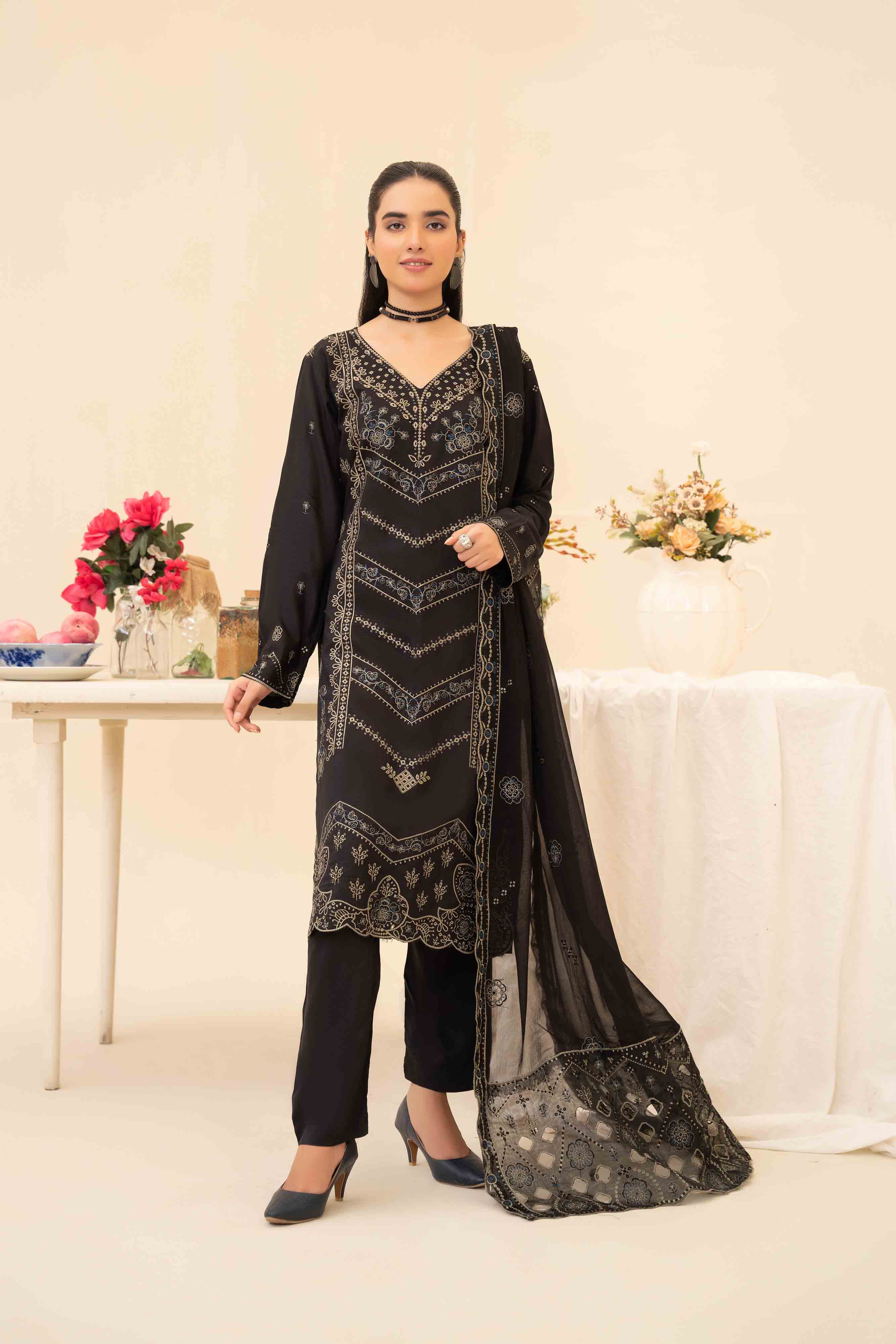 Luxury Black 3 Pcs Doria Embroidered Viscose Suit