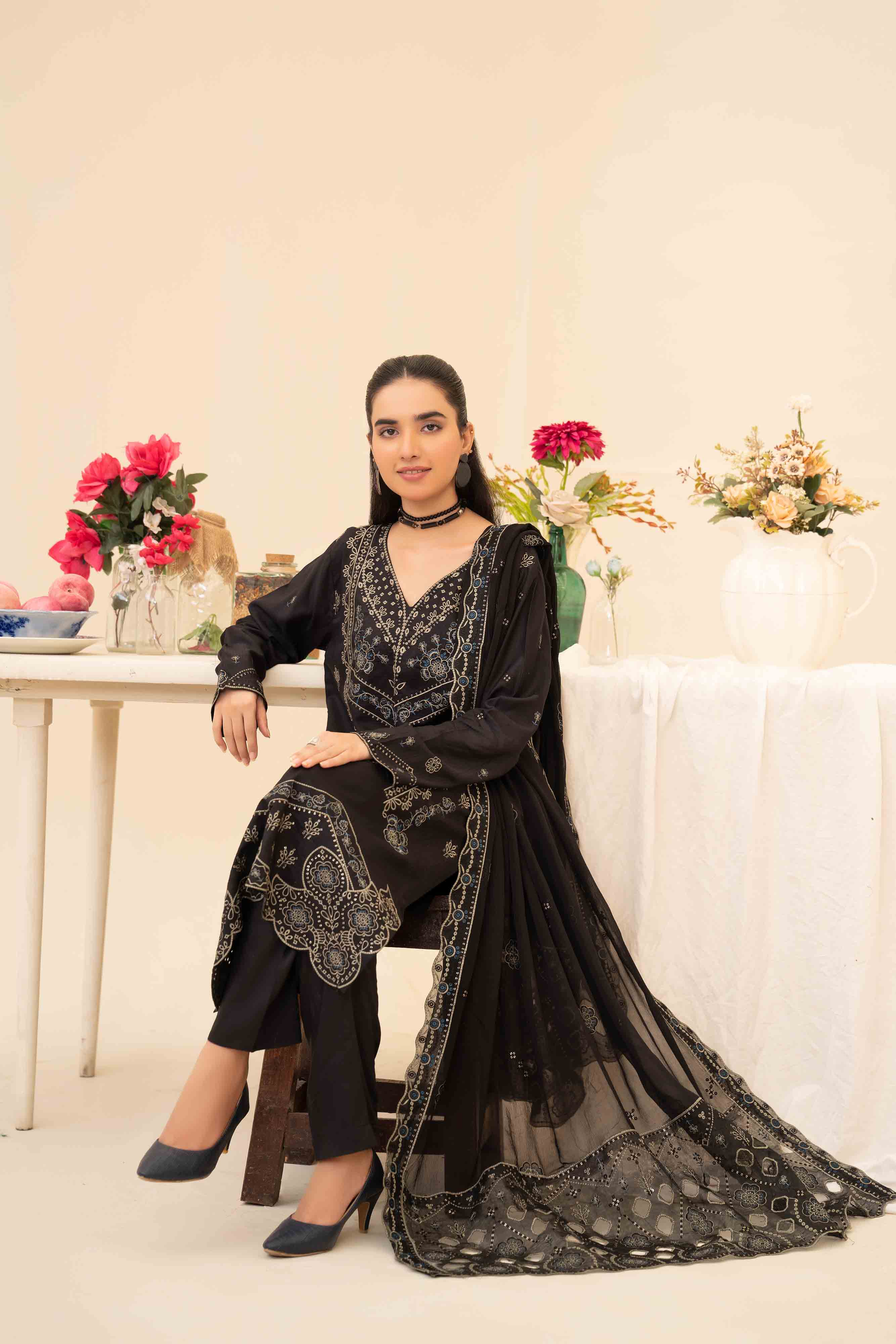 Luxury Black 3 Pcs Doria Embroidered Viscose Suit