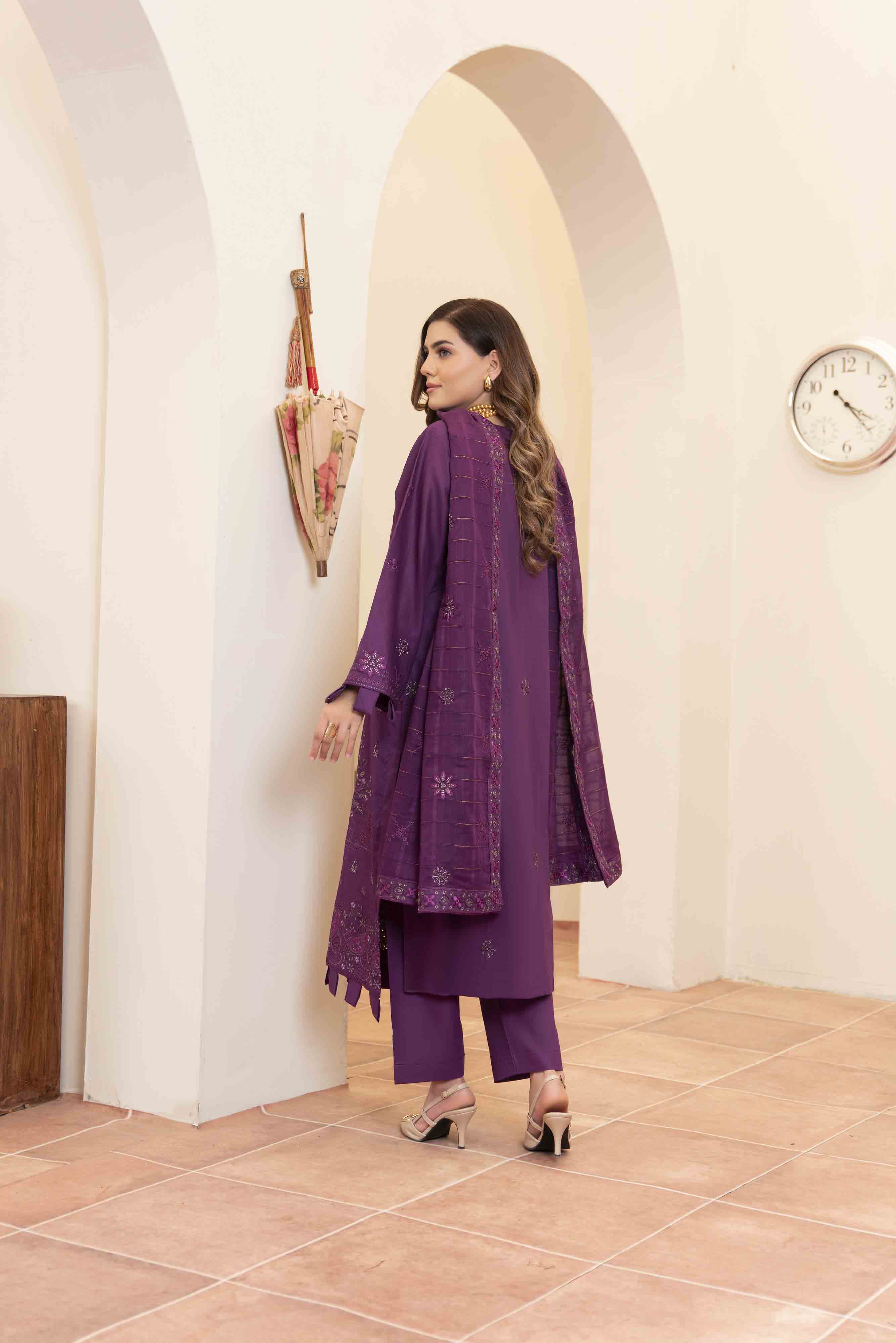 Luxury Magenta Embroidered Lawn Set