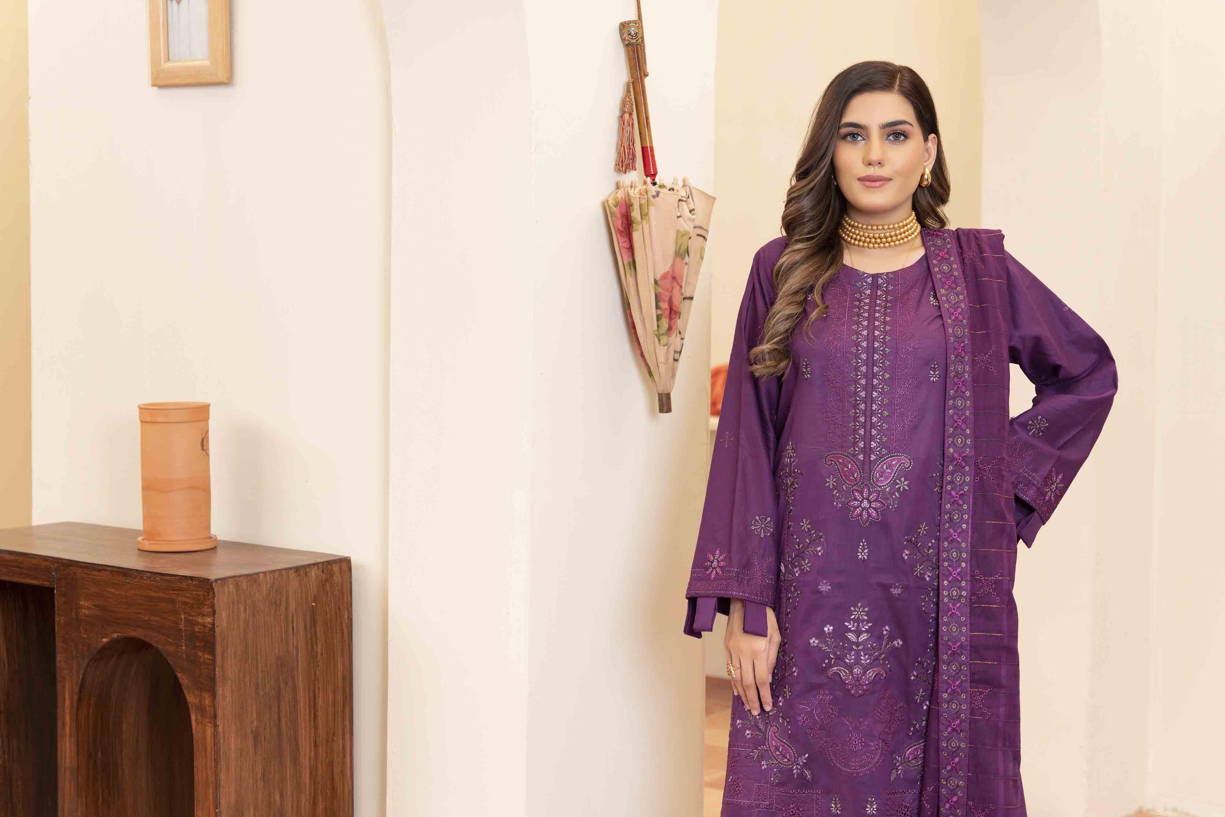 Luxury Magenta Embroidered Lawn Set