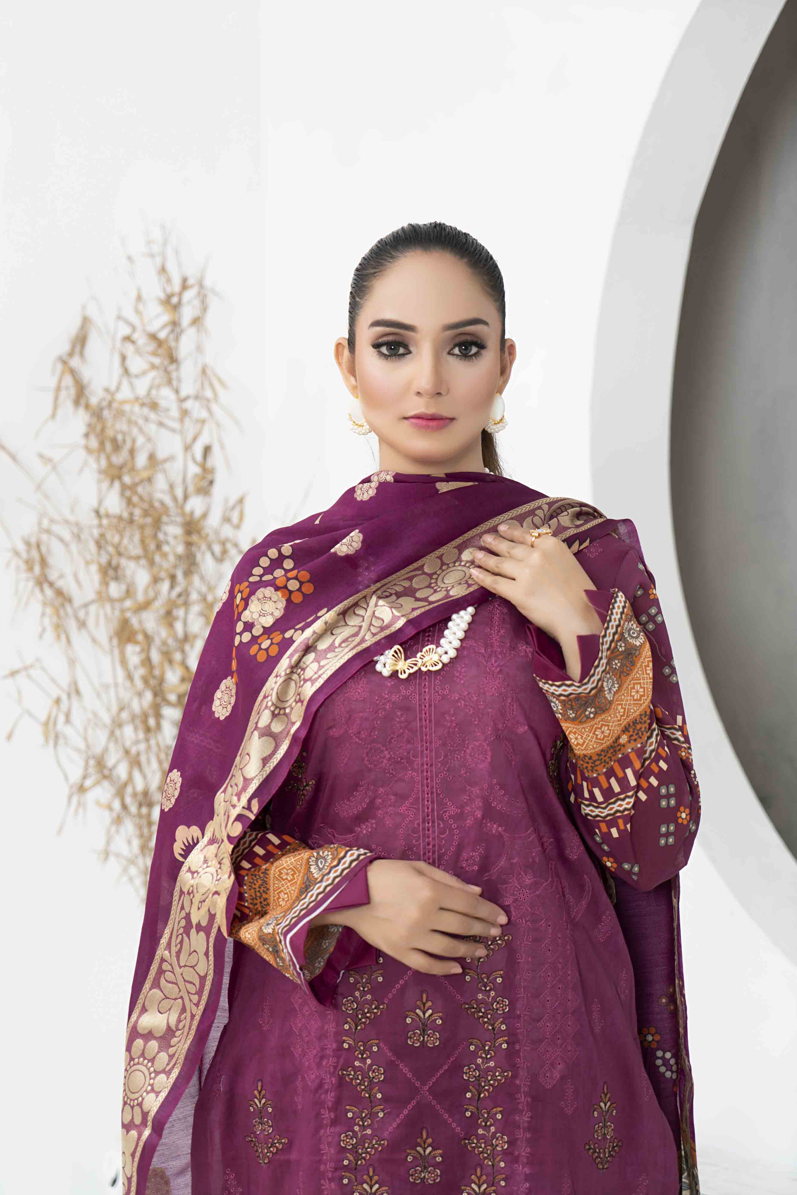 Luxury Plum Printed Embroidered 3 Pcs Lawn Set