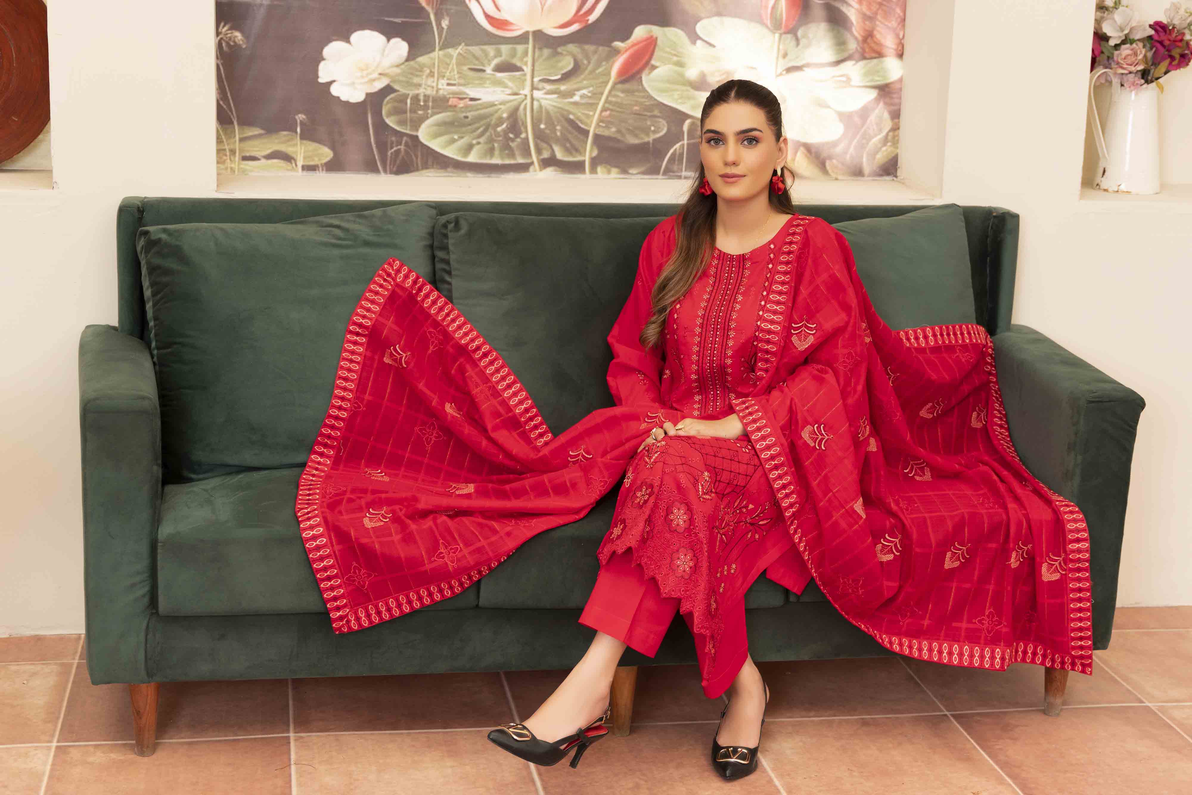 Luxury Pink Embroidered Lawn Set