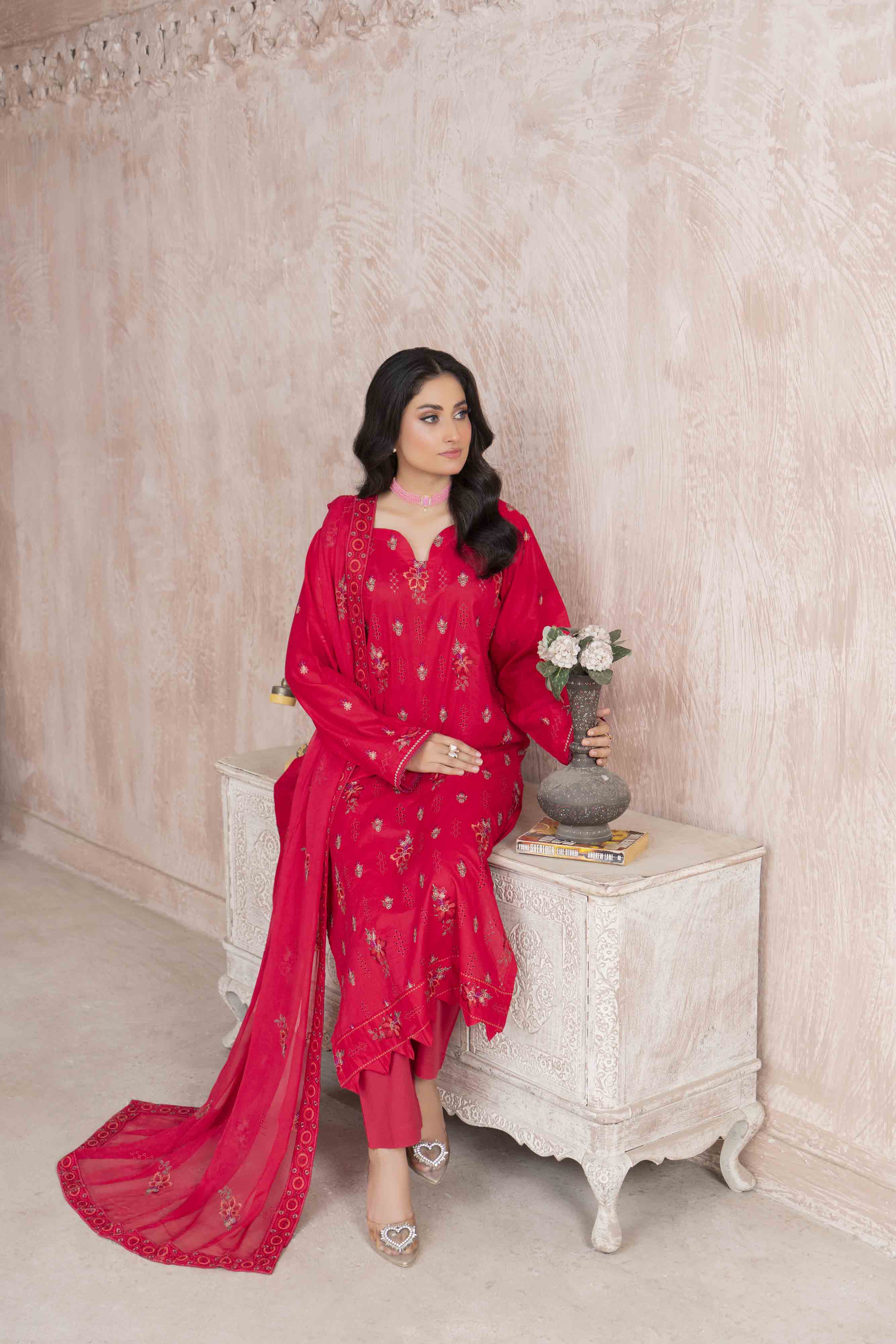 Luxury Pink Embroidered Lawn Set