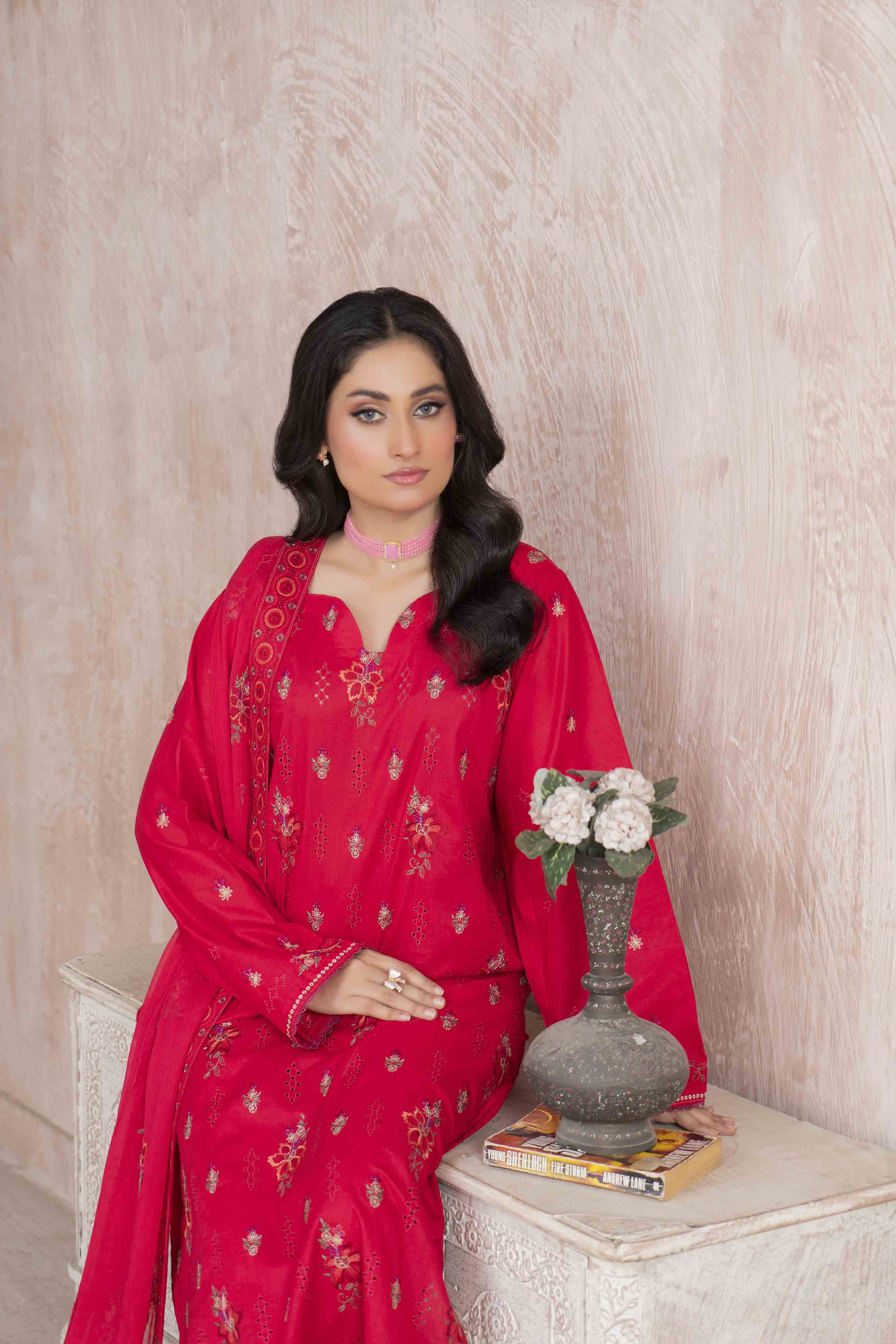 Luxury Pink Embroidered Lawn Set