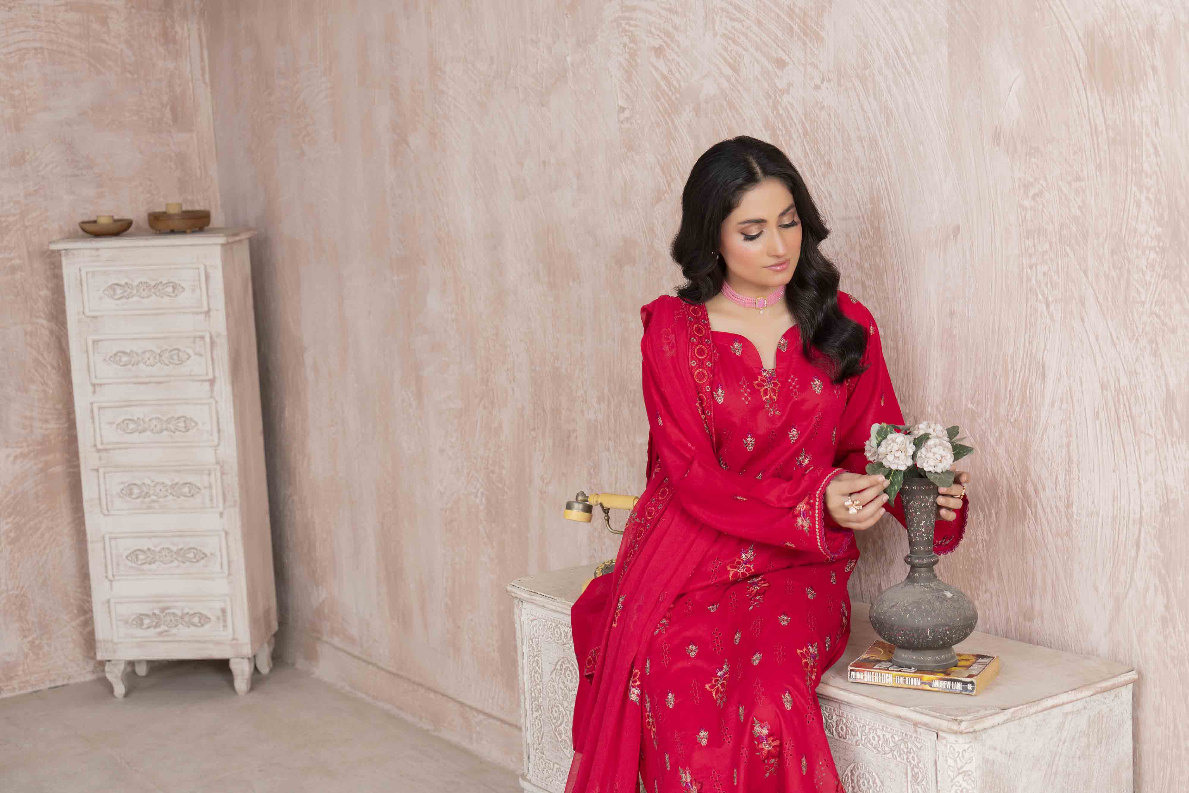 Luxury Pink Embroidered Lawn Set