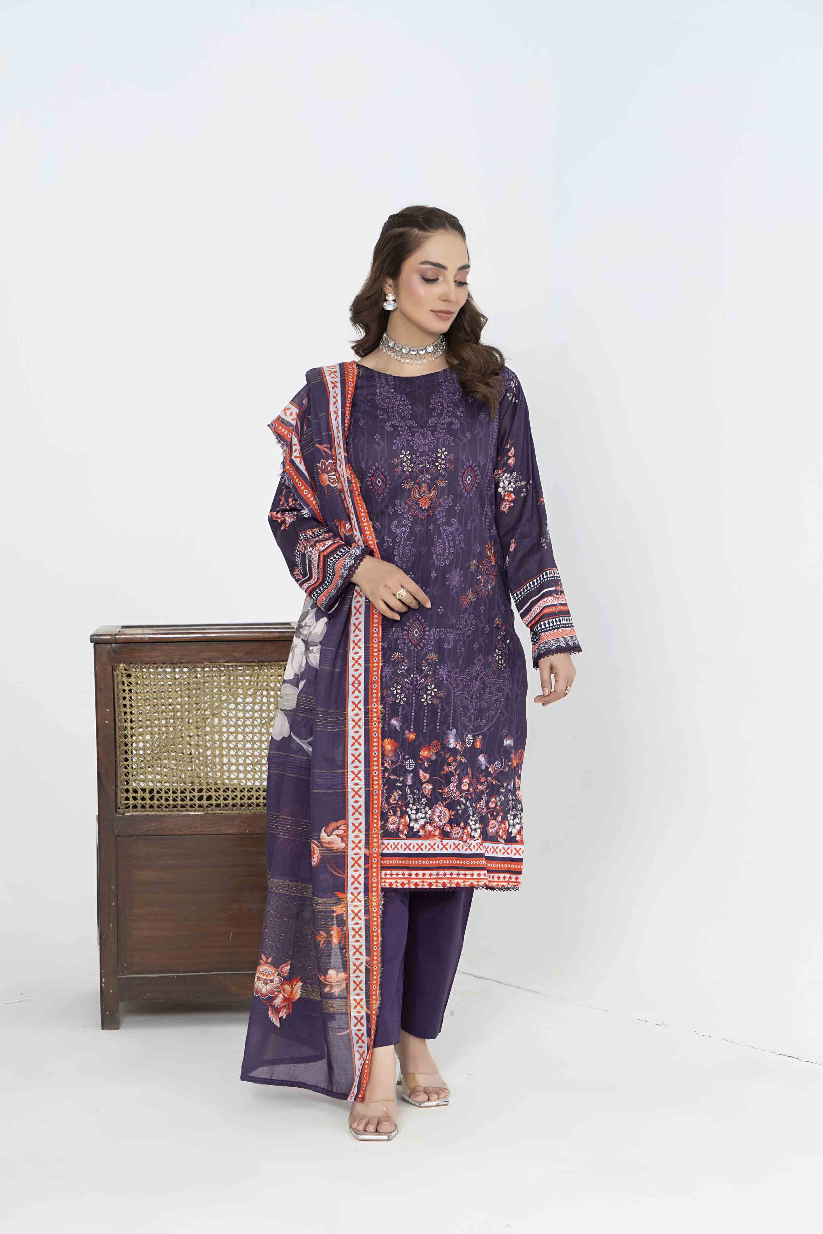 Luxury Magenta Printed Embroidered 3 Pcs Lawn Set