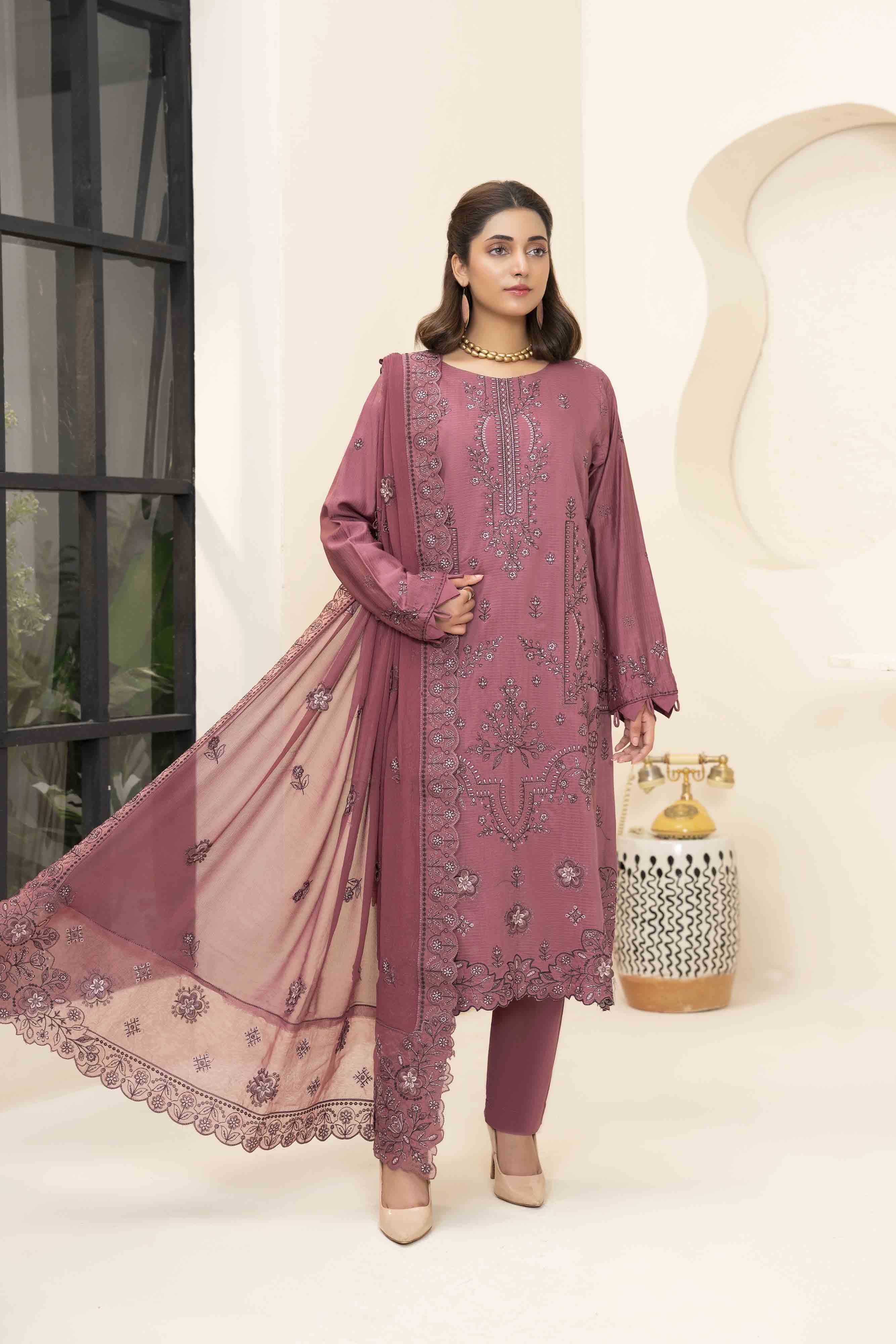 Mauve 3 Pcs Embroidered Viscose Doria Suit