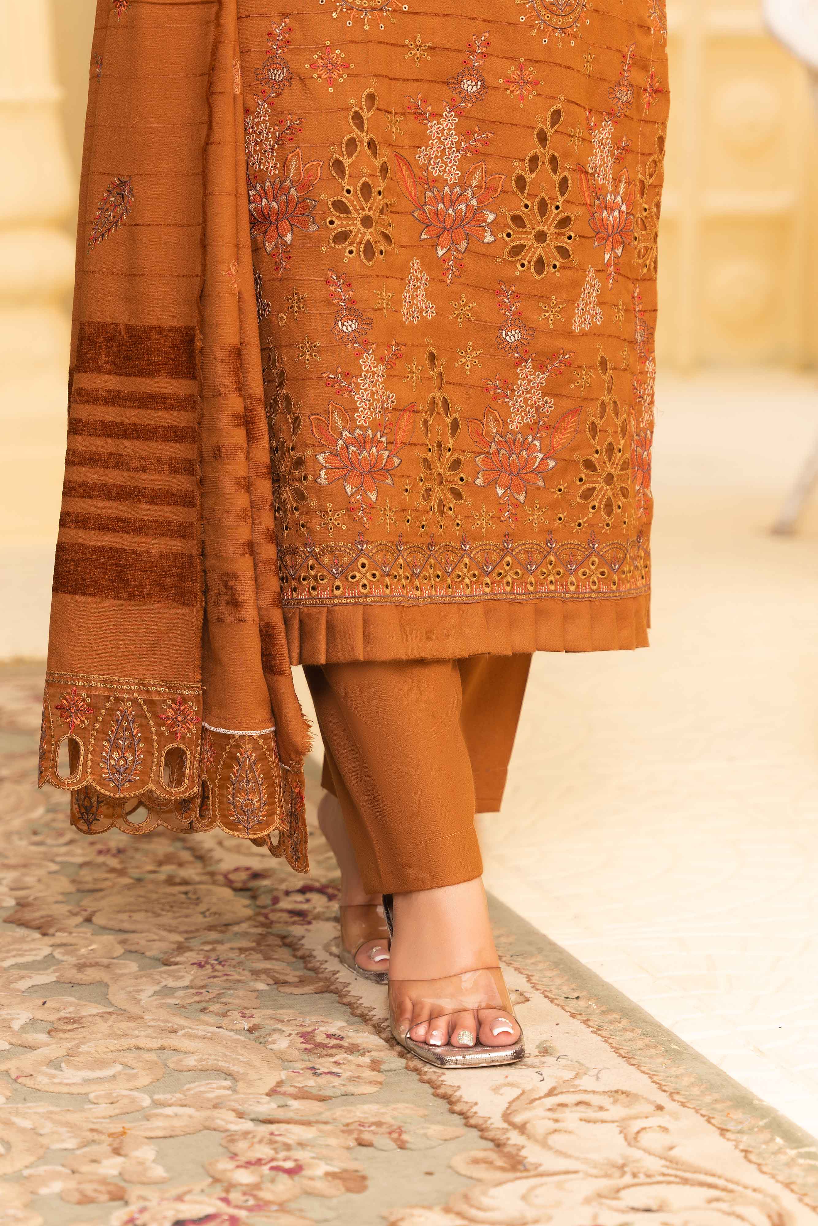 Mustard 3 Pcs Dhanak Embroidered Applique suit