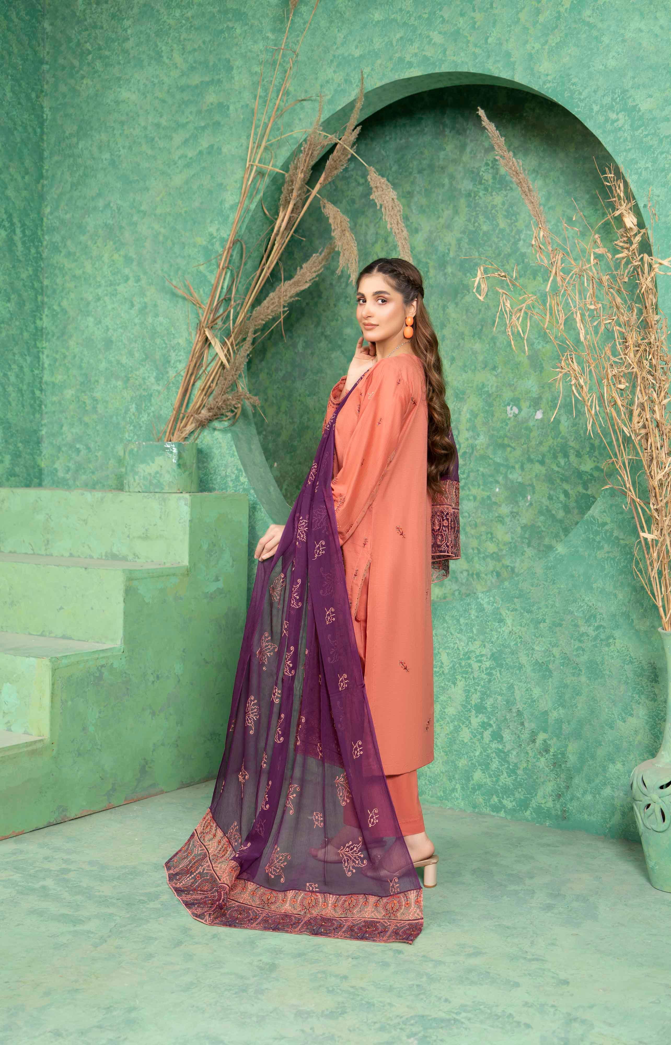 Luxury Peach Embroidered Doria Lawn Set