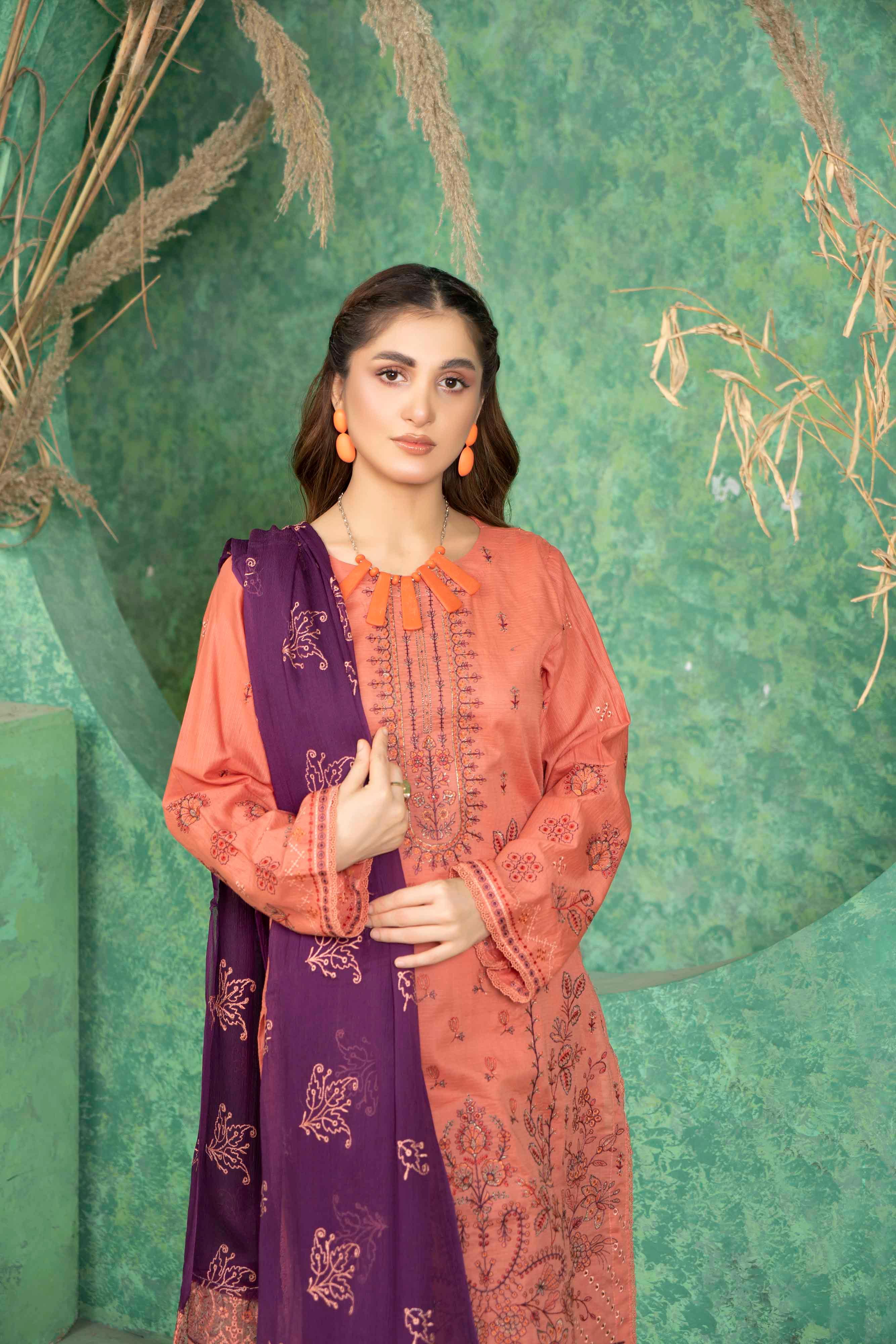 Luxury Peach Embroidered Doria Lawn Set