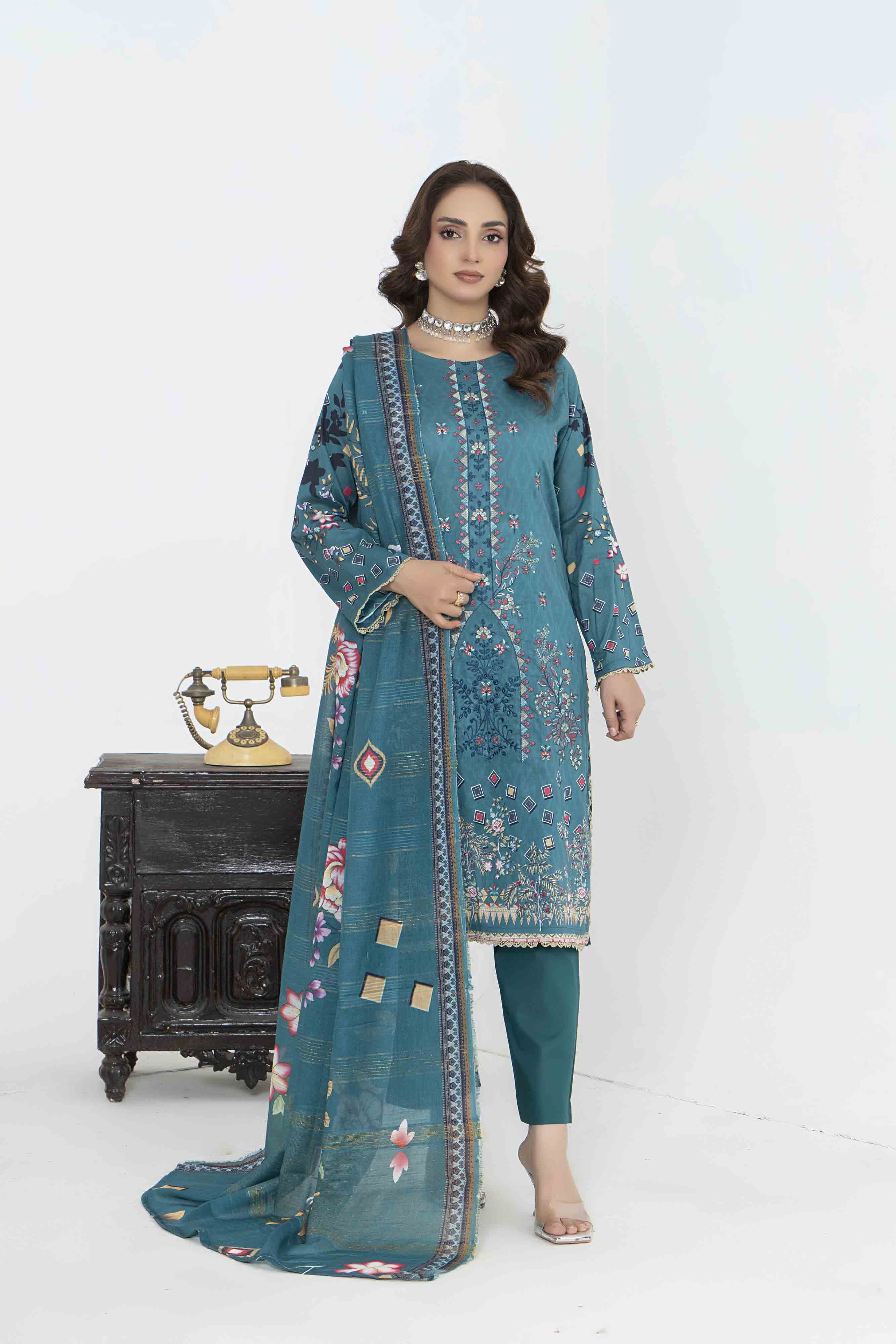 Luxury Teal Printed Embroidered 3 Pcs Lawn Set