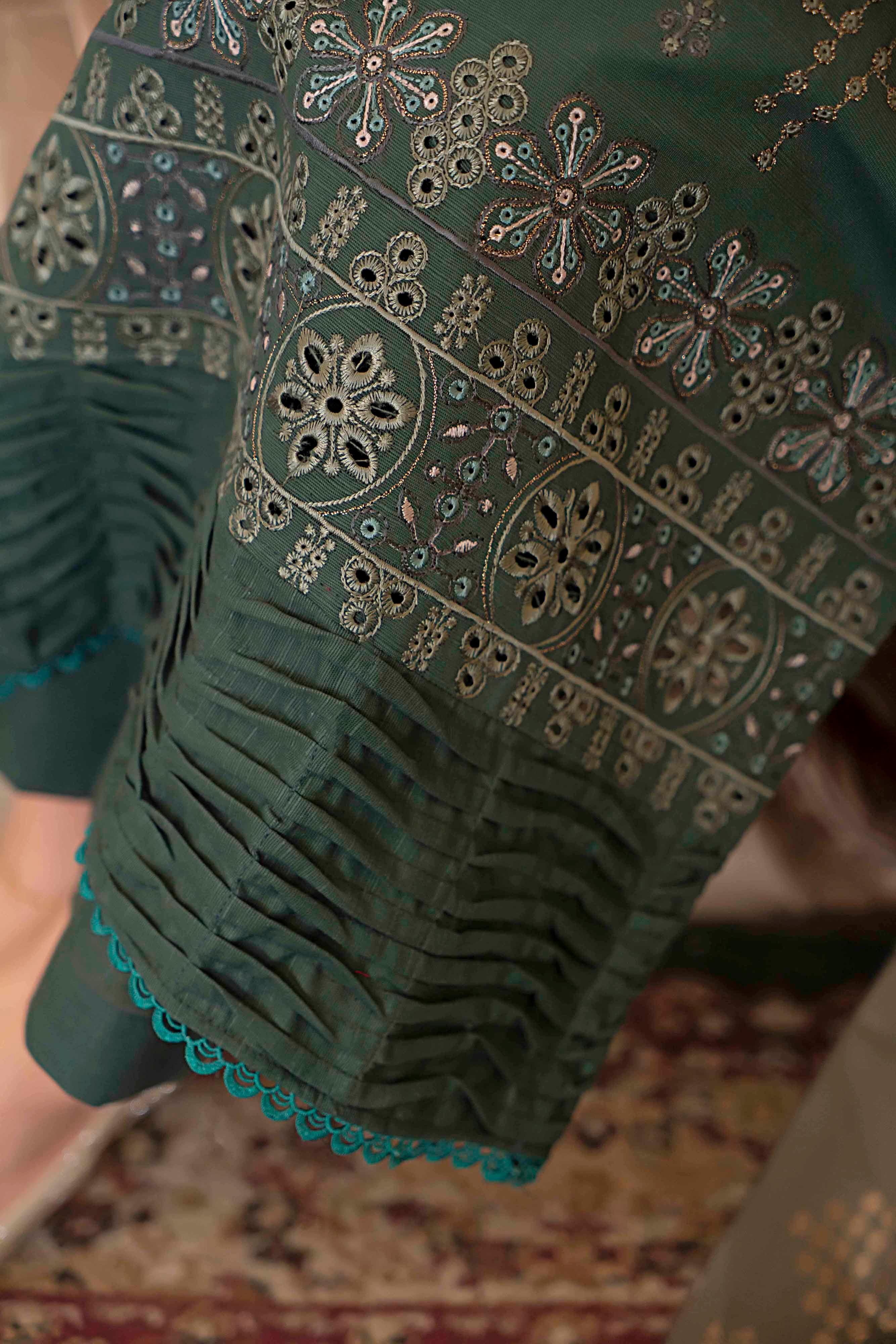 Deep Green- 3 Pc Embroidered Slub Khaddar Suit