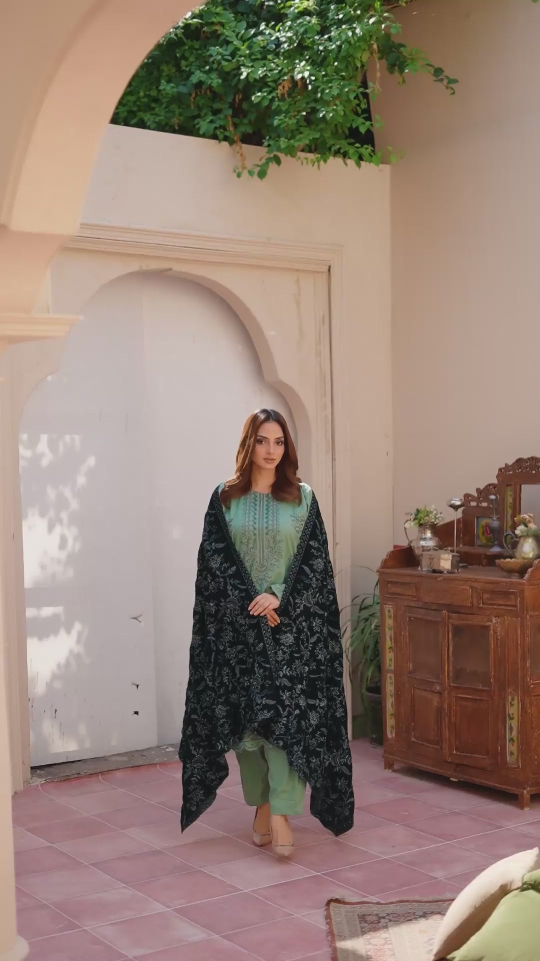 Luxury Green - Pista 3 Pcs Embroidered Dhanak Set